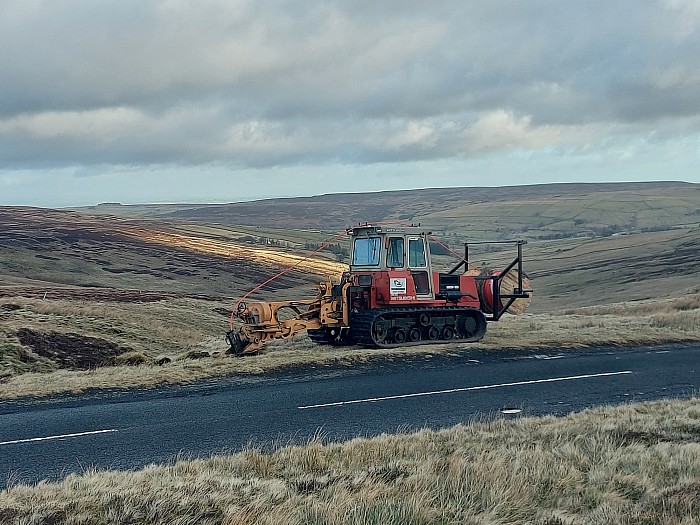 Vibrating mole plough